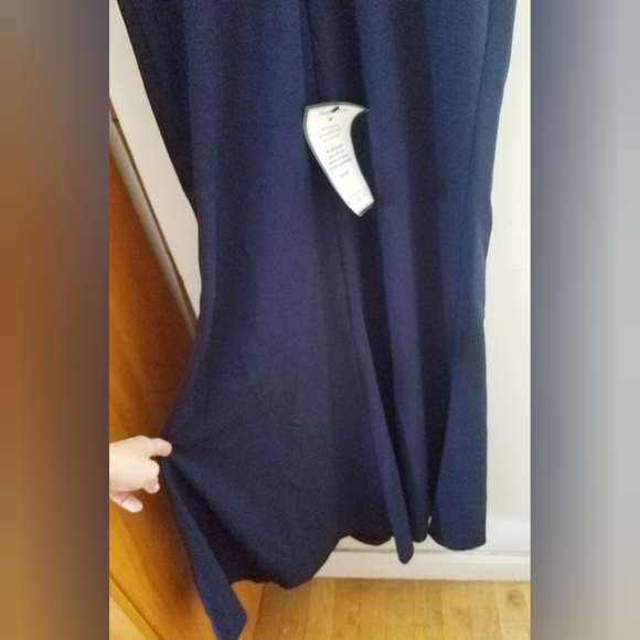 NWT Double V Off-Shoulder Navy Calvin Klein Formal Event Gown - Picture 8 of 14